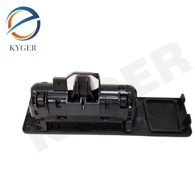 comprare 51247368752 Interruttore del pulsante di avvio della porta posteriore per BMW F11 F22 F30 F32 F45 X5 F15 F10 51247368752 fabbricazione online