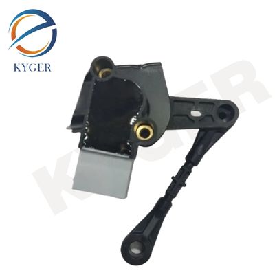 LR024220 Assemblaggio Sensore elettrico automatico a 6 pin Sensore di livello di altezza posteriore destro Sensore di parcheggio per Land Rover Range Rover Evoque
