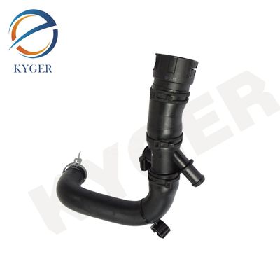 Parti per autoveicoli Motore Flessibile Forte tubo di gomito Intercooler tubo LR050855 adatto per LAND ROVER Discovery 4 Radiatore tubo di raffreddamento