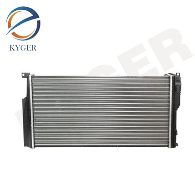 Radiatore di raffreddamento motore ad alta efficienza 17117618807 Per BMW F30